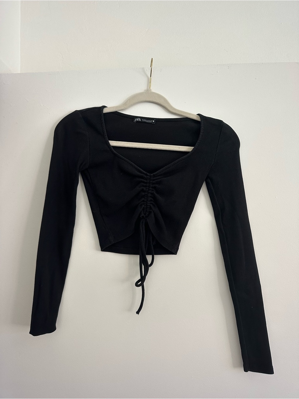 Zara Black Long-Sleeve Ruched Front Crop Tank Top